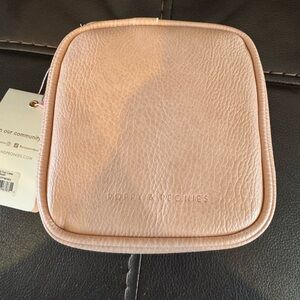Poppy & Peonies The Teched Out Case Blush NWT
